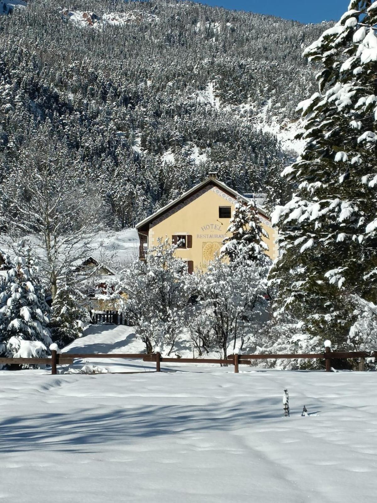 Les Airelles Appartement Val-des-Pres Exterior photo